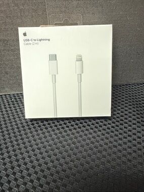 Apple USB-C to Lightning Cable — White